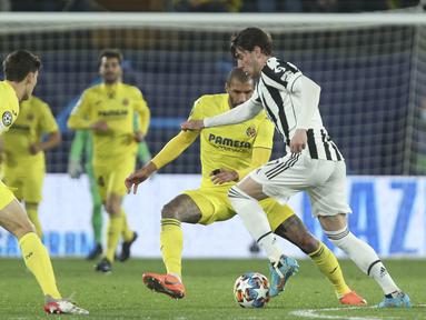 Villarreal dan Juventus harus puas bermain imbang dalam partai leg pertama babak 16 besar Liga Champions 2021/2022. (AP/Alberto Saiz)