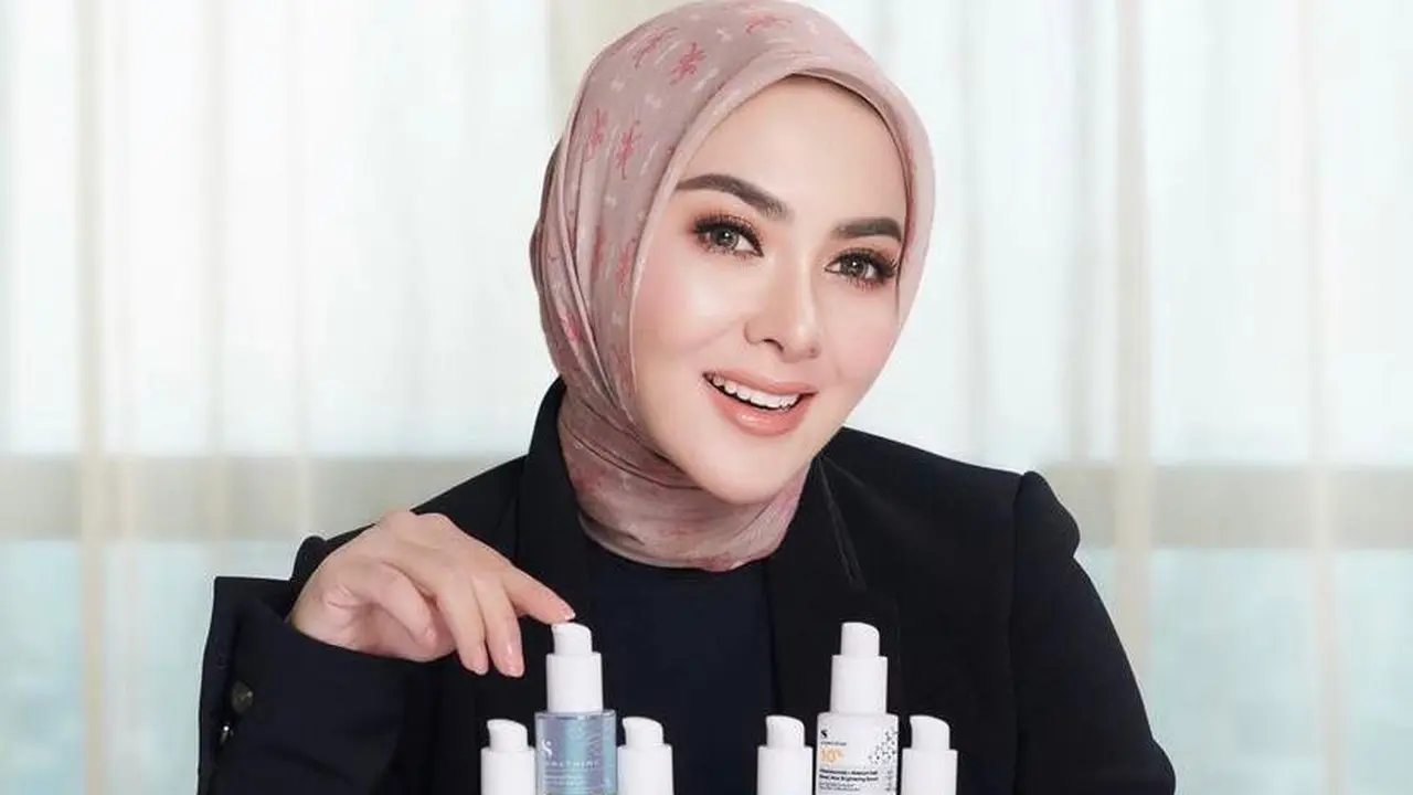 5 Rahasia Cantik Syahrini di Usia 40 Tahun, Skip Komentar Negatif hingga Cintai Diri Sendiri