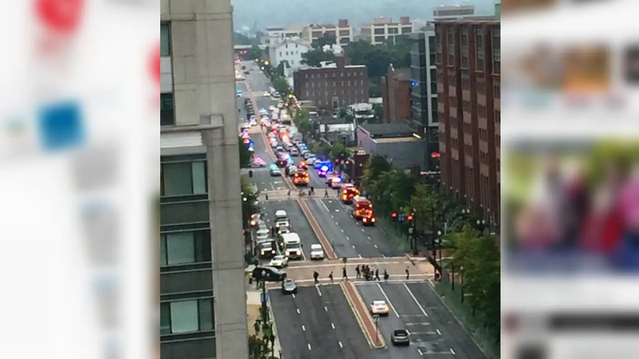 Situasi Markas Angkatan Laut Amerika Serikat di Washington mencekam 
