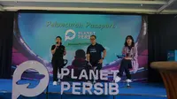 PT Persib Bandung Bermartabat (PBB) resmi meluncurkan Passport Planet Persib, sebuah platform digital inovatif mitra strategis klub sepak bola Bandung, Persib, Kamis (1/2/2024) di Bandung. (Bola.com/Erwin Snaz)