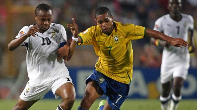 Brasil, Alex Teixeira