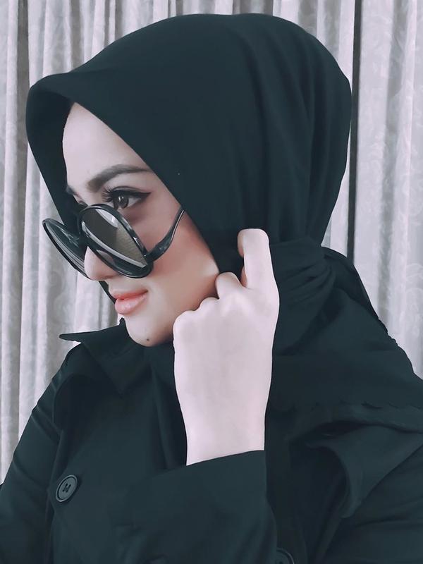 Potret Terbaru Marcella Simon saat Mengenakan Hijab. (Sumber: Instagram.com/marcella_simon)