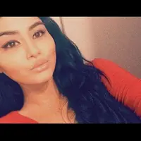 Cuma gara-gara salah kirim foto, perempuan ini oleh ibu dan kakaknya langsung dibawa ke psikiater. (Instagram @araslanian_)