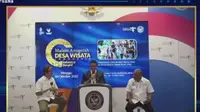 50 Desa Wisata Jual Produk UMKM di Malam Puncak ADWI 2022, Pengunjung Diharapkan Jadi Rojali. (Liputan6.com/Henry)