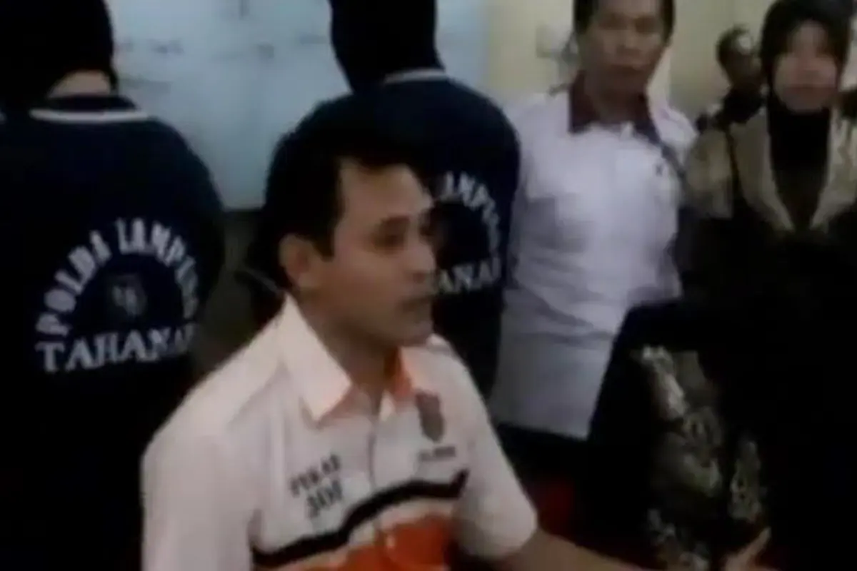 Tergelincirnya Pesawat di Juanda hingga Artis Dangdut Ditangkap