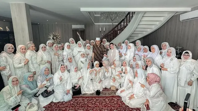 Potret Putri Zulhas gelar pengajian di rumah (credit: instagram/putri_zulhas)