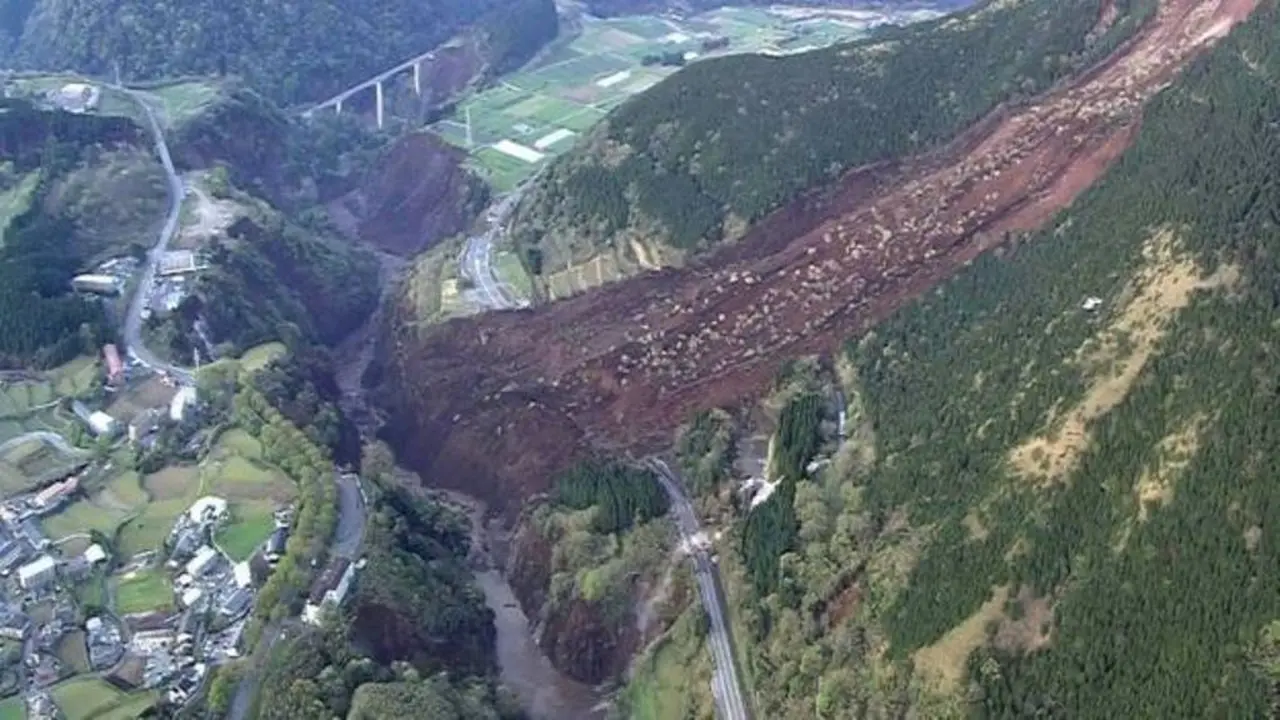 Cuaca Buruk Melanda Pasca Gempa Susulan Jepang
