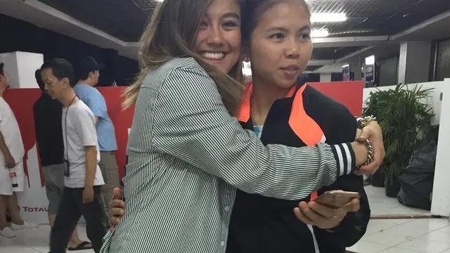 Beri Dukungan Secara Penuh, Ini 6 Potret Persahabatan Agnez Mo dan Greysia Polii