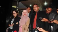 Eddies yang menjalani pemeriksaan selama 7 jam tampak lelah saat keluar dari ruang penyidik (Liputan6.com/Rini Suhartini) 