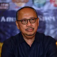 Baik Rossa mau pun Ebiet G Ade merasa antusias dengan konser yang diadakan untuk menutup akhir tahun 2015 ini. Penampilan musisi kenamaan tanah air ini akan menjadi penampilan yang ditunggu-tunggu. (Deki Prayoga/Bintang.com)