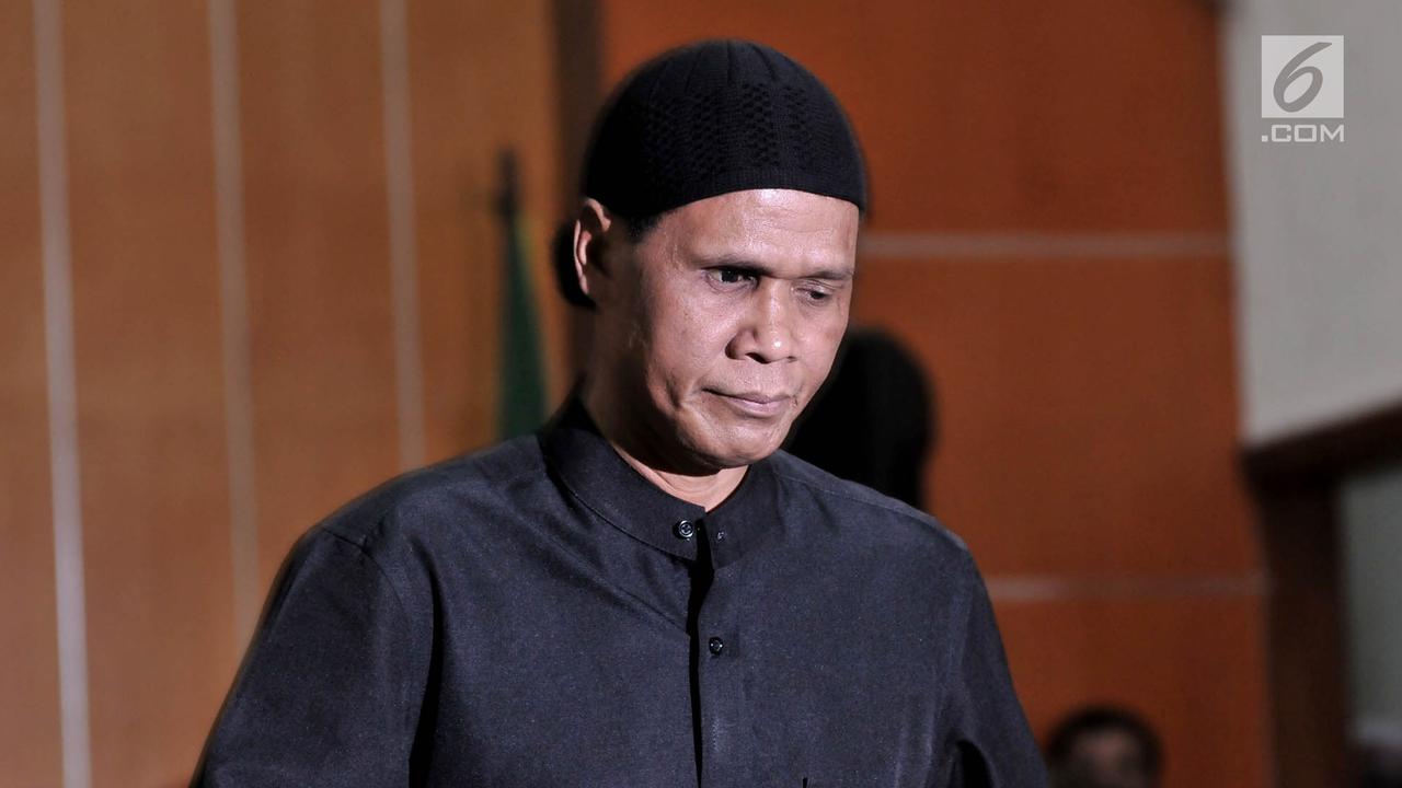 Hercules Divonis 8 Bulan Penjara