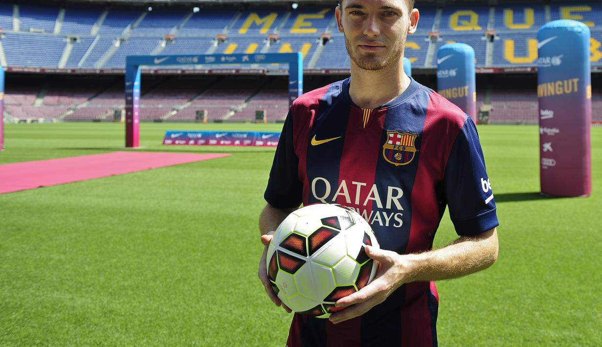 Mahar 15 juta pounds dikeluarkan Barcelona untuk mendapatkan jasa pemain 33 tahun tersebut. Karena cedera pula lah Vermaelen tidak berkontribusi banyak untuk Barcelona sampai sekarang. (AFP/Josep Lago)