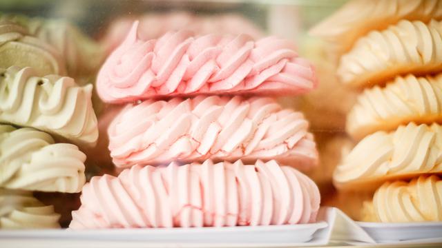 [Fimela] Makanan Manis