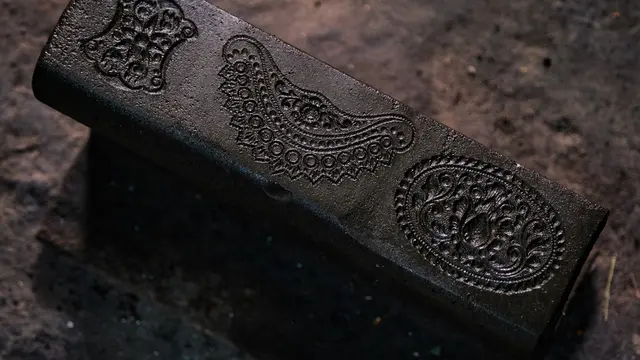 Mengabadikan Generasi Terakhir Perajin Tusuk Konde dengan Teknik Patri Tiup Lewat Video Dokumenter