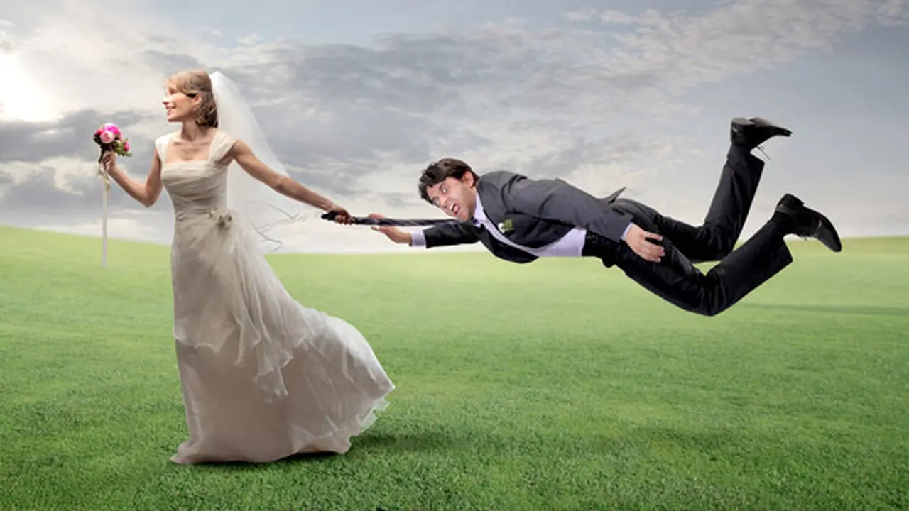 (c) shutterstock