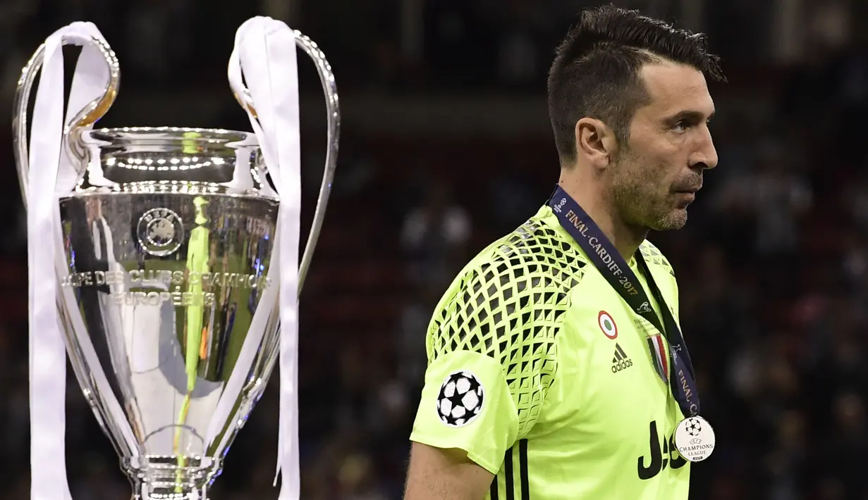 Selain Piala Eropa, trofi Liga Champions menjadi salah satu trofi yang belum pernah diraih selama kariernya sebagai pesepak bola. ( AFP/Javier Soriano )