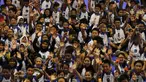 Sejumlah anak tampak antusias saat mengikuti pelatihan basket oleh Jr NBA di Cilandak Sports Center, Jakarta, Sabtu (24/3/2018). Jr NBA program pembinaan global memperkenalkan basket kepada anak-anak. (Bola.com/Asprilla Dwi Adha)