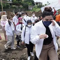 Ashanty terjun langsung beri bantuan ke Semeru (Instagram/ashanty_ash)