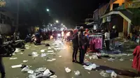 Suasana Pasar Anyar Bogor di malam takbiran Lebaran. (Achmad Sudarno/Liputan6.com)