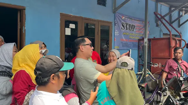 Ridwan Kamil Blusukan di Warakas, Warga Minta Lanjutkan KJP Plus