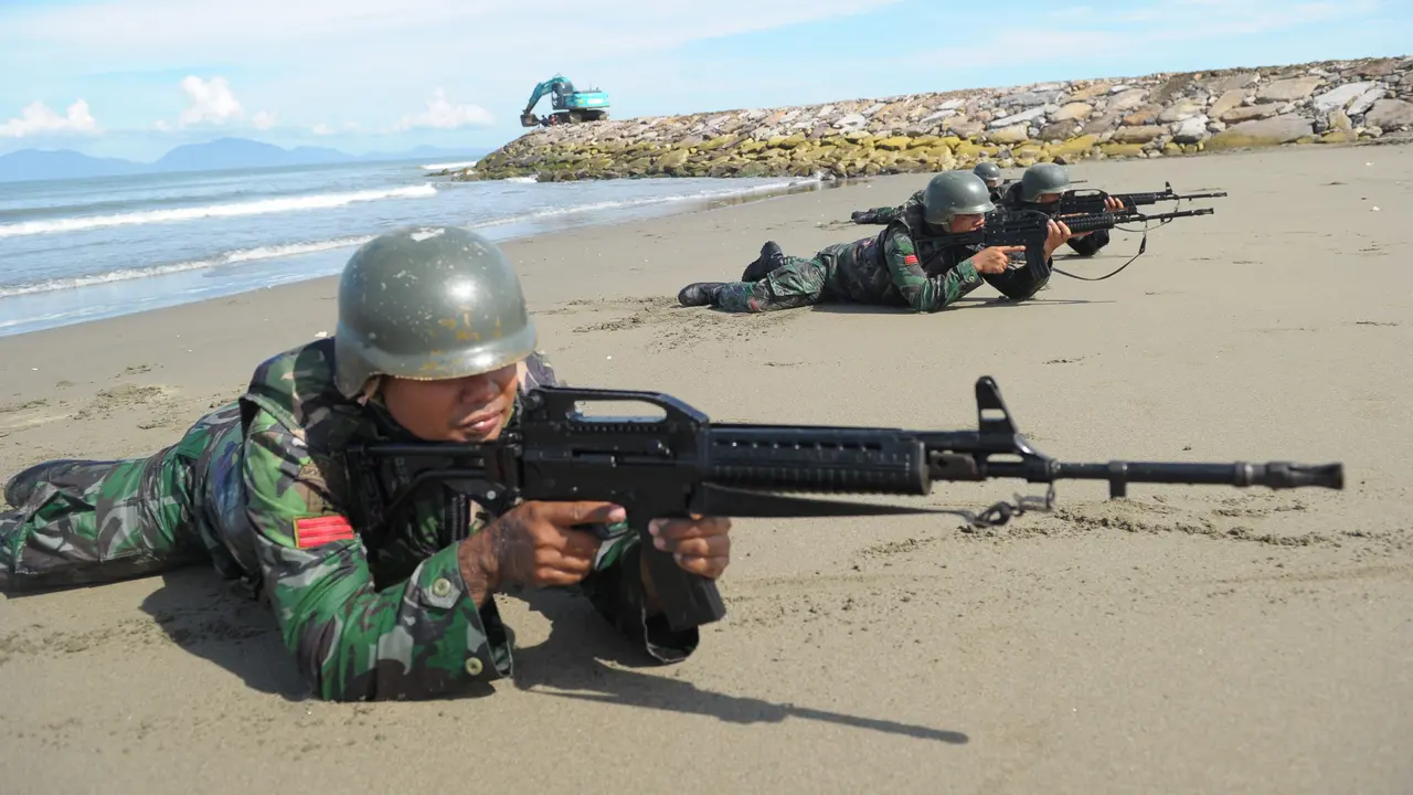 20161122-Pasukan-Komando-TNI-Latihan-Anti-Teror-Banda-Aceh-AFP