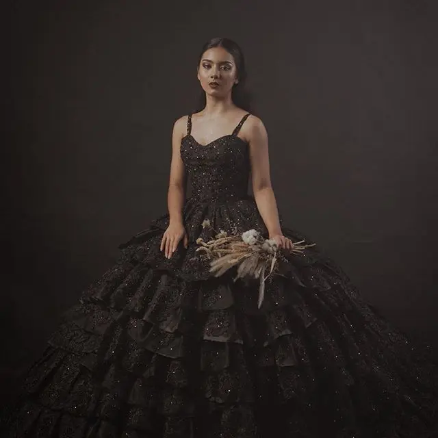 6 Pemotretan Ersya Aurelia dengan Tema Corpse Bride Ini Curi Perhatian