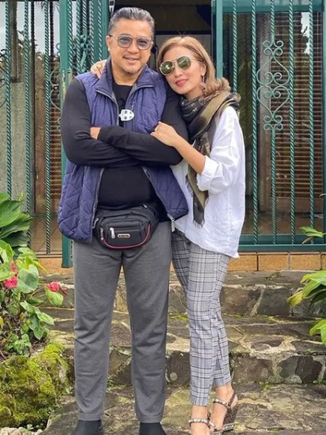 Dede Yusuf dan Istri