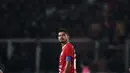 Stiker Persija Jakarta, Bambang Pamungkas, saat melawan Persebaya Surabaya pada laga Liga 1 di SUGBK, Jakarta, Selasa (17/12). Bepe mengakhiri kariernya pada musim ini. (Bola.com/Yoppy Renato)