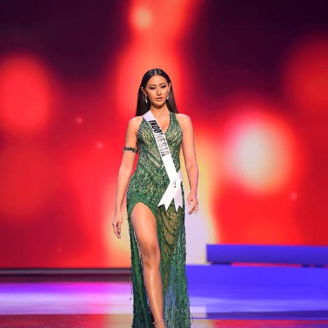 6 Fakta Ayu Maulida Wakil Indonesia Di Miss Universe 2020 Yang Berhasil Menembus 21 Besar Dunia Showbiz Liputan6 Com