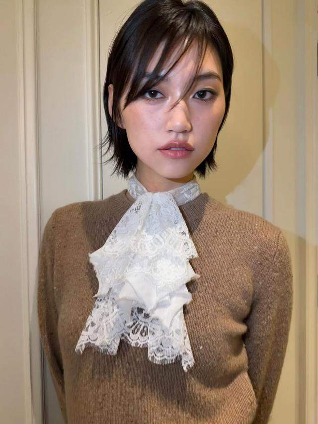 Kim Do Yeon (ex WEKI MEKI)