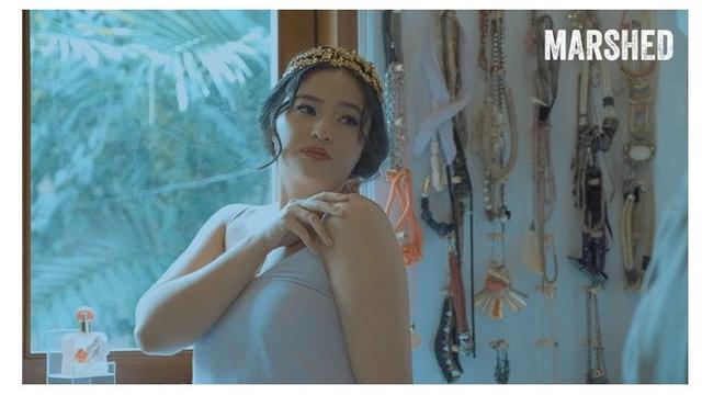 8 Gaya Pemotretan Marshanda untuk Kampanye "Self Love" Ini Banjir Pujian