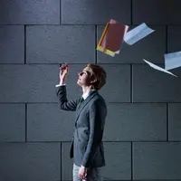 Beberapa zodiak ini memang terlahir untuk merasa lebih superior dari orang lain. (Sumber foto: alayam.com)