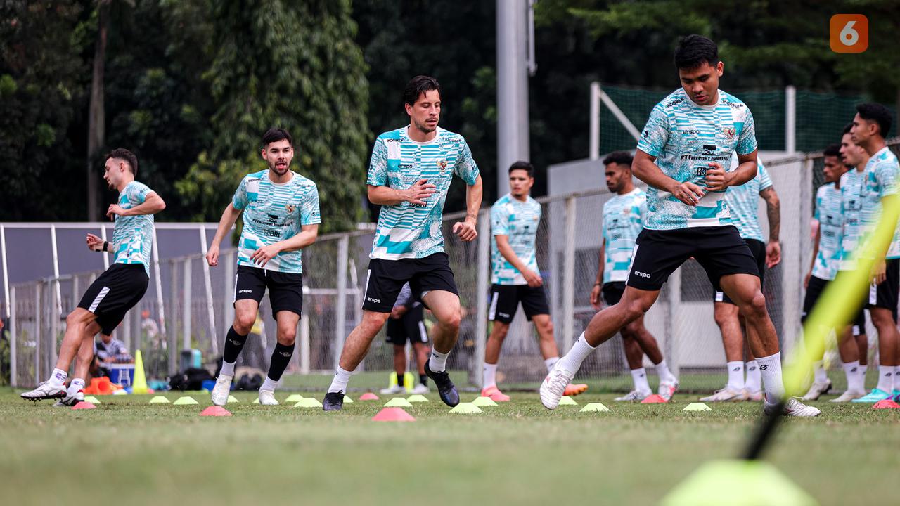 Timnas Indonesia: Latihan Perdana Jelang Laga Uji Coba dan Kualifikasi Piala Dunia 2026