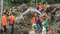 BNPB: Tim SAR Hentikan Evakuasi Korban Longsor Sukabumi 