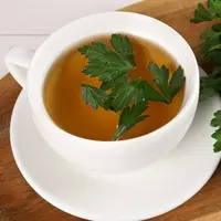 ilustrasi rebusan daun seledri/New Africa/Shutterstock