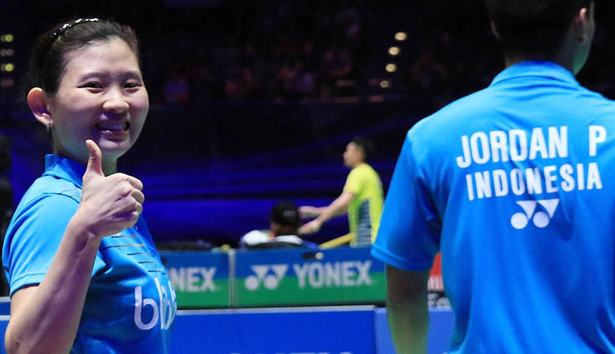Masuk ke gim dua, Praveen/Debby semakin percaya diri. Mereka terus melaju meninggalkan Zhang/Zhao, dengan skor 8-6, 14-7, 17-10 hingga menang 21-16. (PBSI/Nafielah)