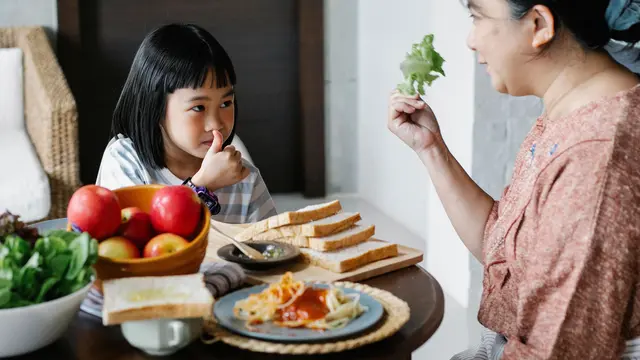 Orangtua Dapat Menjelaskan Manfaat Berbagai Jenis Sayuran