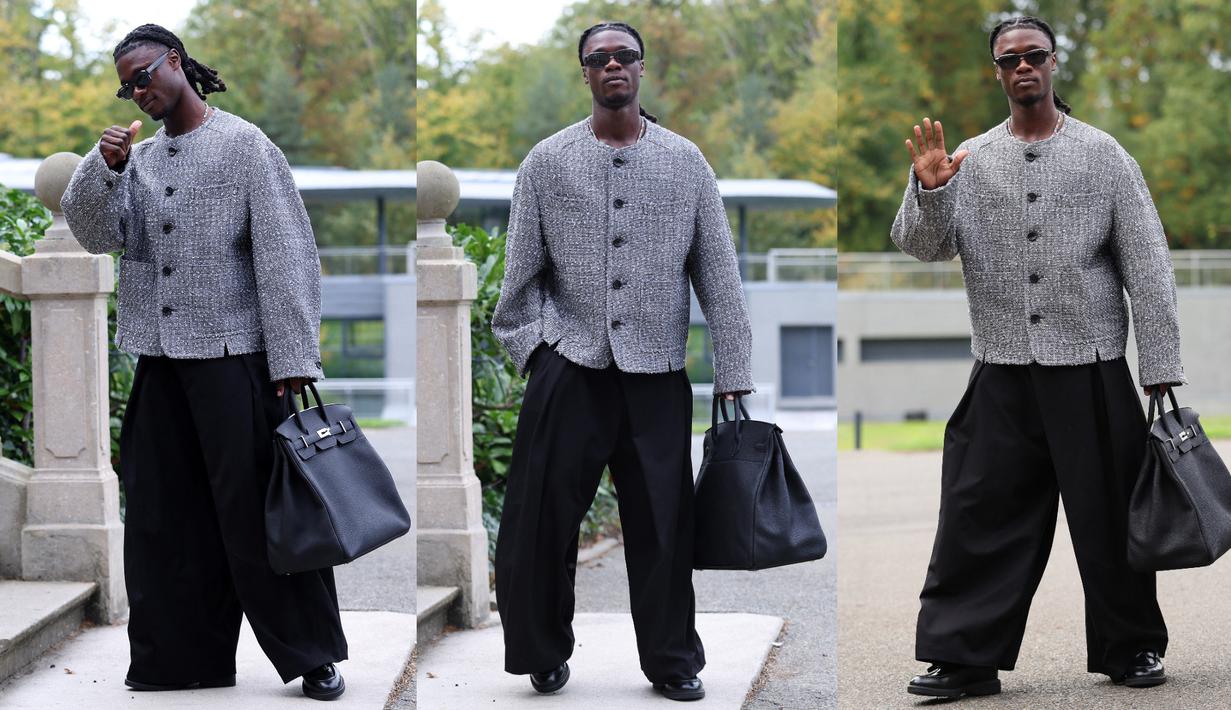 Pemain Prancis, Eduardo Camavinga saat kedatangan untuk pemusatan latihan menjelang laga Grup D Kualifikasi Piala Dunia 2026 zona Eropa melawan Azerbaijan dan Islandia di Clairefontaine-en-Yvelines, Prancis, Minggu (06/10/2025). (AFP/Franck Fife)