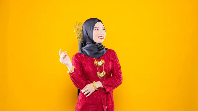 kebaya-kezo