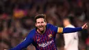 1. Lionel Messi - Siapa yang tidak kagum dengan kemampuan bintang Barcelona tersebut. Dengan postur tubuh 170 cm, La Pulga sudah meraih segalanya bersama Barcelona. (AFP/Josep Lago)