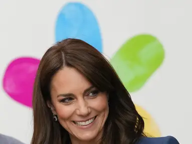Princess of Wales, Kate Middleton tersenyum saat dia pergi setelah mengunjungi Evelina London di rumah sakit St Thomas di London, Selasa, 5 Desember 2023. (AP Photo/Kirsty Wigglesworth)