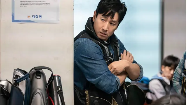 Lee Sun Gyun dalam War Of Prosecutors (JTBC via Soompi)