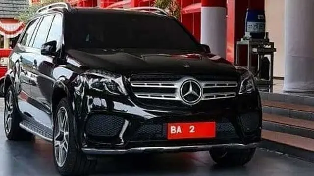 Mercedes-Benz GLS 400 AMG Line mobil pribadi Wakil Gubernur Sumatera Barat (Plat Dinas Official)