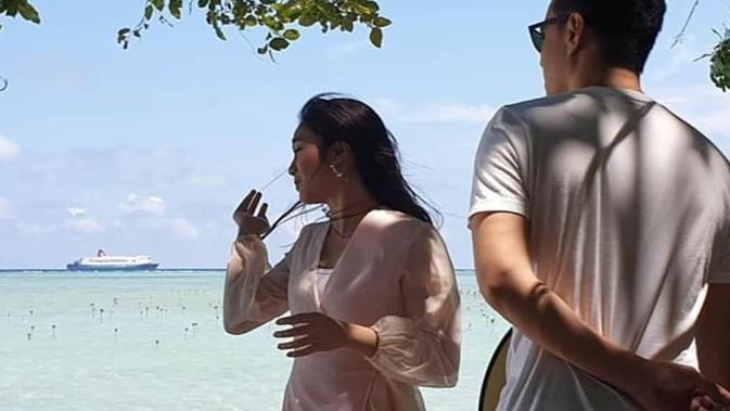 Febby Rastanty dan Rionaldo Stokhorst (Sumber: Instagram/purapurakaya_ofc