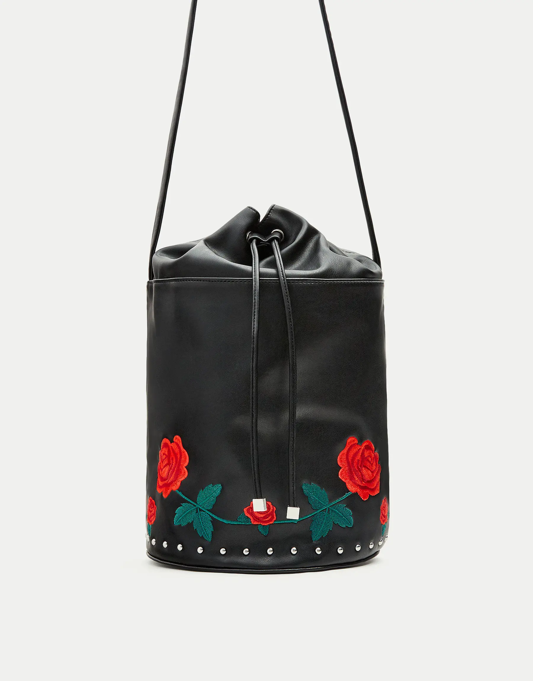 Bucket bag with embroidered detail, Rp 499.900. Pull&Bear