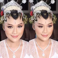 Intip detail makeup Erina Gudono saat Akad Nikah yang cantik dan manglingi. @bennusorumba.