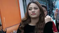 Pamer Foto Masa SMA, Wajah Aurel Hermansyah Tak Dikenali?