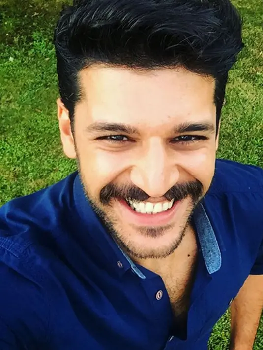 Konflik yang disuguhkan pada Elif Season 2 semakin memanas dan seru.  (Via Instagram/@emre.kvlcm)