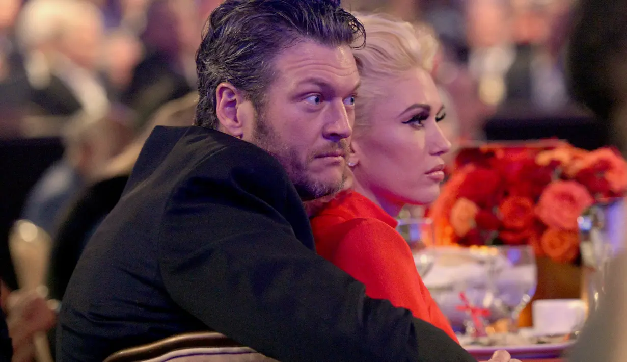 Demi melamar kekasihnya, Blake Shelton menyiapkan termasuk cincin kawin berlian yang harganya luar biasa sebagai penanda hubungannya. Lamaran Blake pun ditolak oleh Gween Stefani. (AFP/Bintang.com)