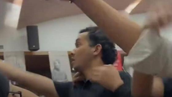 Mahasiswa Emosi Sampai Berdiri Tunjuk-Tunjuk 16 Terduga Pelaku Chat Mesum FHUI